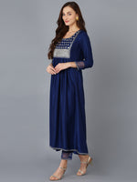 Ahika Women Silk Blend Yoke Design Kurta