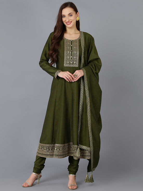 Ahika Women Silk Blend Embroidered Kurta Trouser