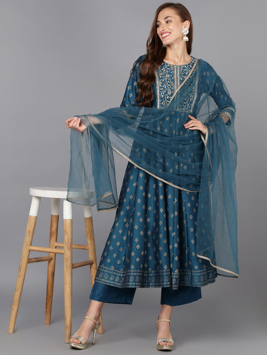 Ahika Women Silk Blend Embroidered Kurta Trouser