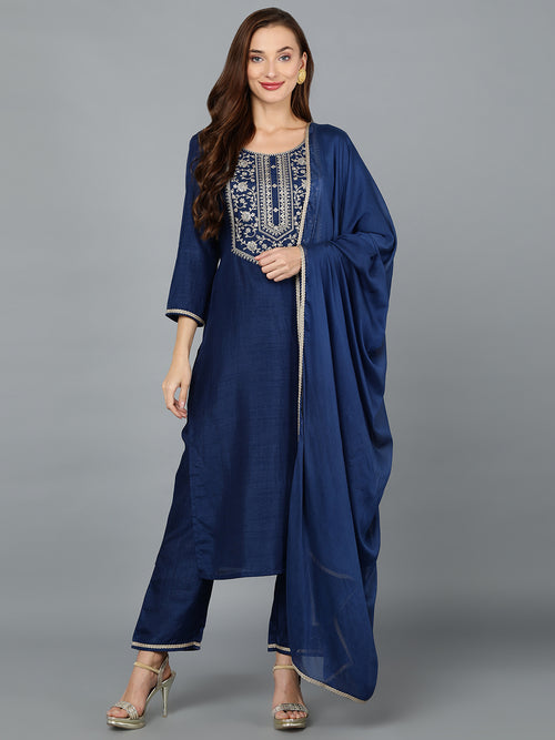 Ahika Women Silk Blend Yoke Design Kurta