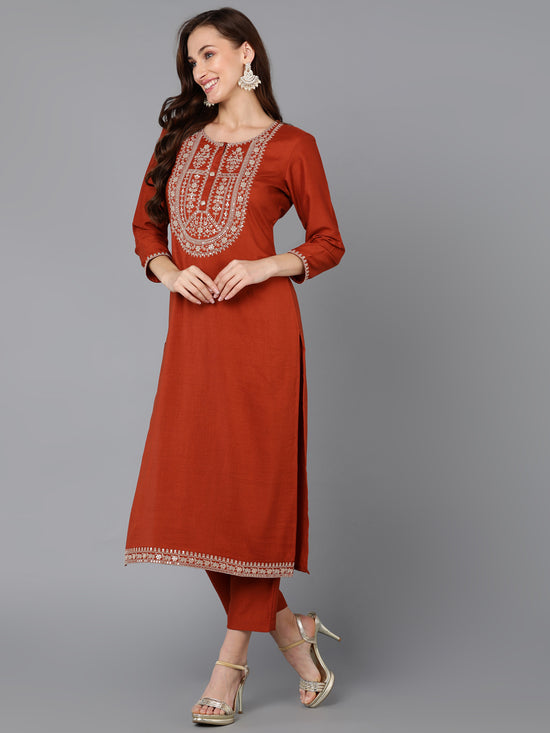 Ahika Women Silk Blend Yoke Design Kurta