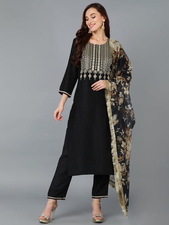 Ahika Women Silk Blend Yoke Design Kurta