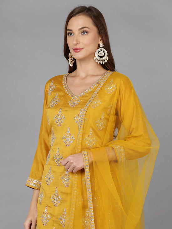 Ahika Women Silk Blend Embroidered Kurta Palazzo