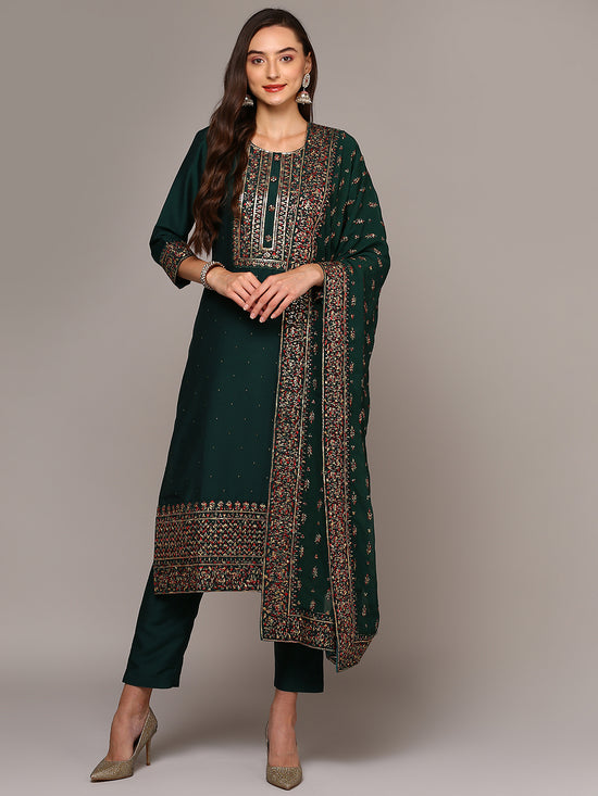 Ahika Women Green Silk Blend Solid Straight Suit Set PKSKD2005