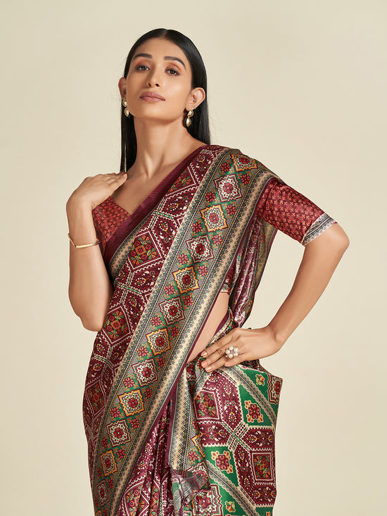 Sareemall Brown Solid Women Saree