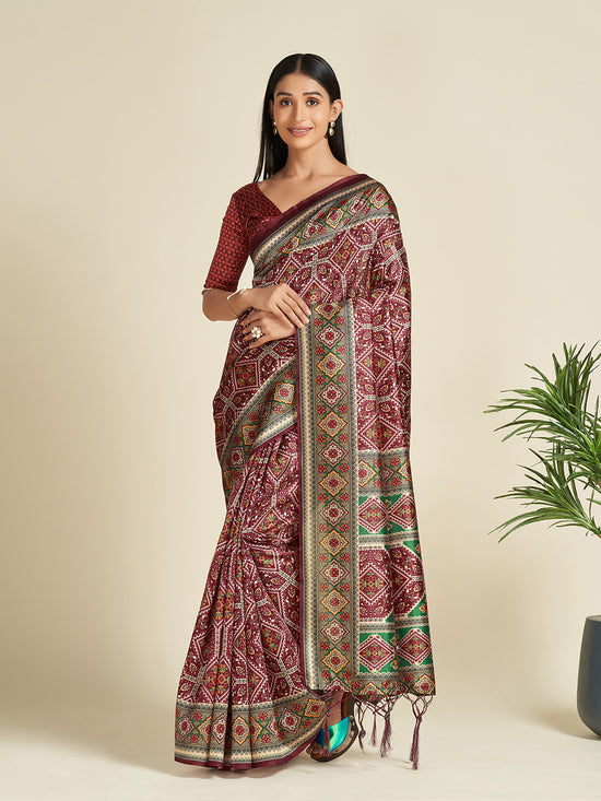 Sareemall Brown Solid Women Saree