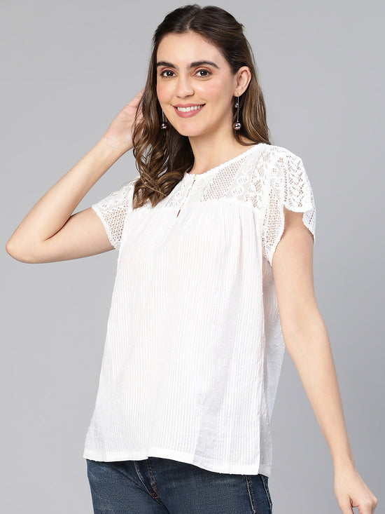 Gaint White Laced Up Women Cotton Nightwear Top