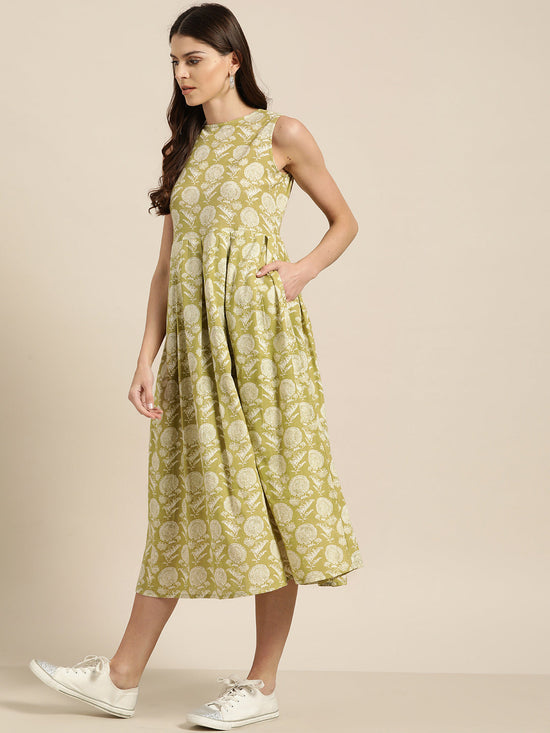 Pista Green Sleeveless Box Pleat Midi Dress