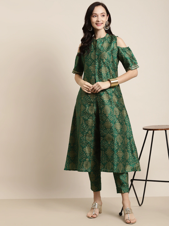 Green Jacquard Floral Cold Shoulder Kurta