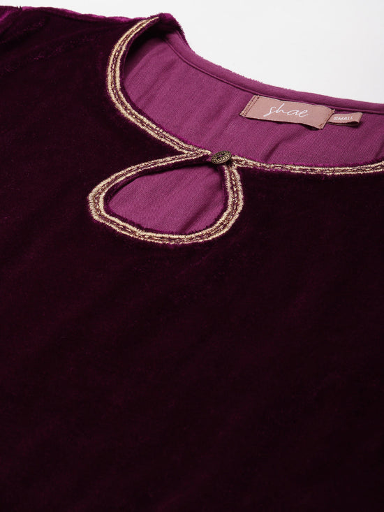 Purple Velvet Hem Zari Embroidered Kurta