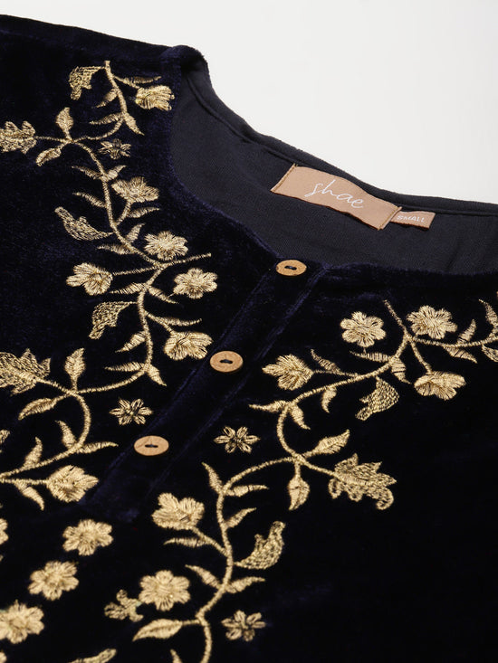 Navy Velvet Floral Zari Embroidery Kurta