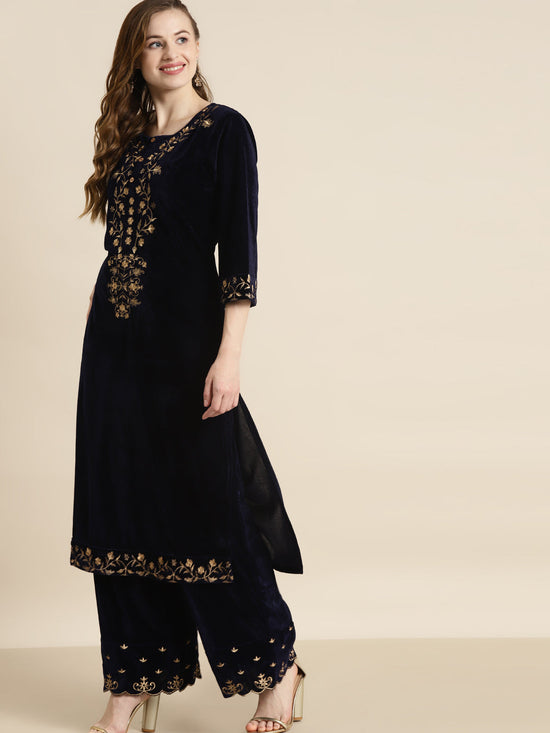 Navy Velvet Floral Zari Embroidery Kurta