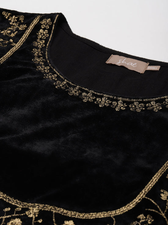 Black Velvet Bodice Zari Embroidered Kurta