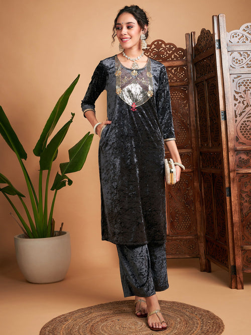 Women Grey Velvet Sequin Embroidered Straight Kurta