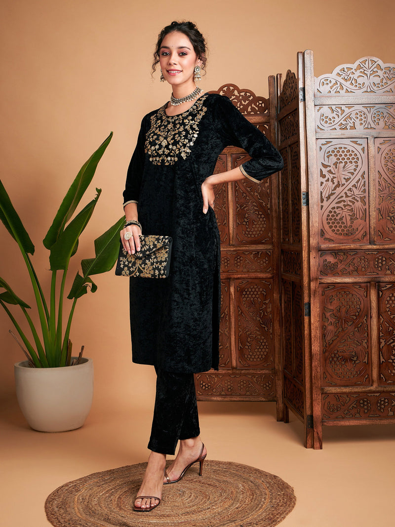 Women Black Velvet Sequin Embroidered Straight Kurta