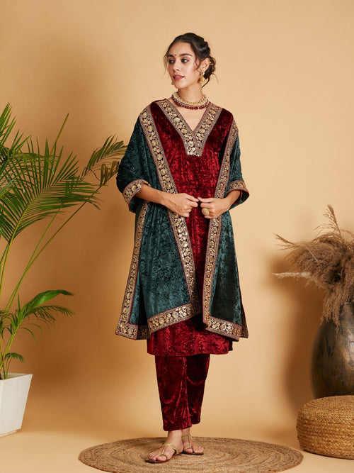 Women Emerald Velvet Lace Detail Dushala