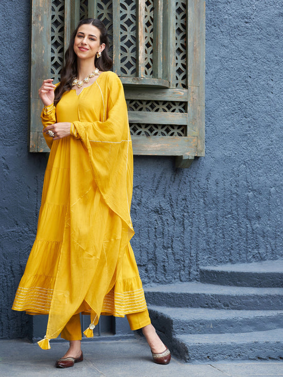 Women Mustard Tiered Kurta Set With Gota Dupatta