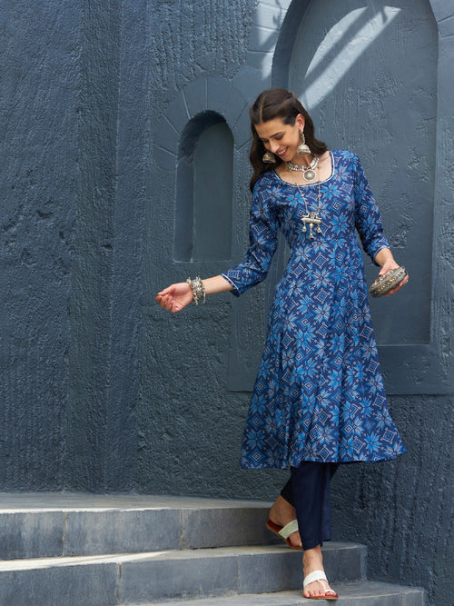 Women Blue Floral Anarkali Kurta With Navy Pants