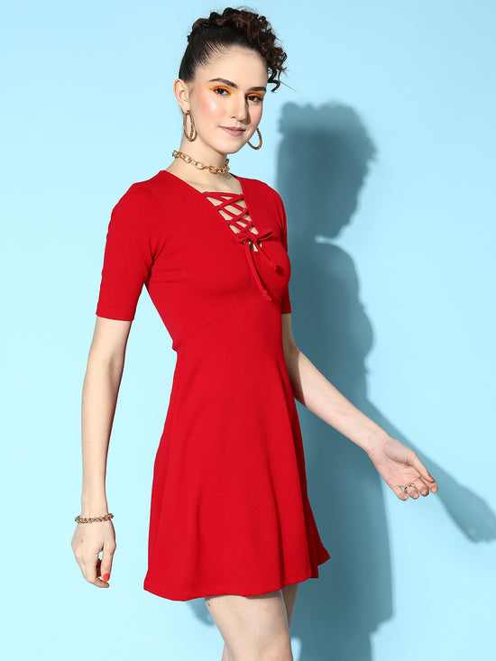 Veni Vidi Vici Red Front Ring Laceup Half Sleeve Skater Dress