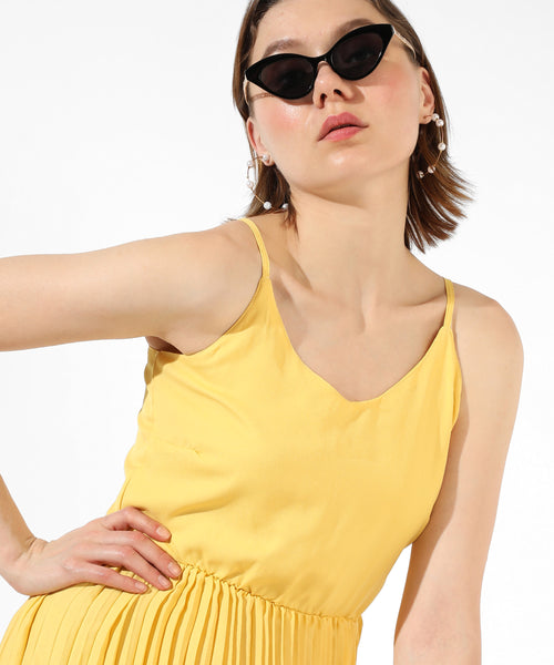 Women's Solid Yellow Regular Fit Dress