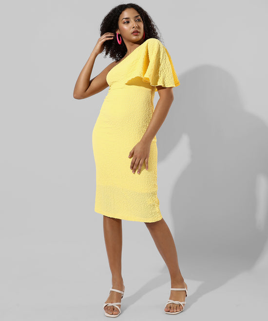 Women's Solid Yellow Regular Fit Dress