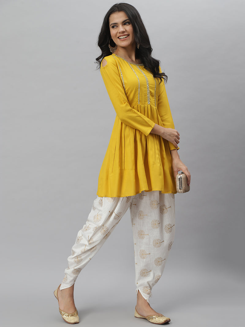 Buy Women Mustard Dhoti Pants Set With Floral Embroidered Blouse And  Dupatta - Feed Luxe Fusion Set - Indya