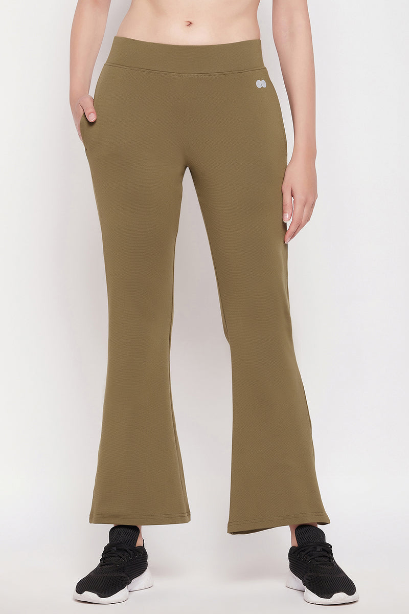 Comfort Fit High-Rise Flared Yoga Pants in Olive Green with Side Pockets