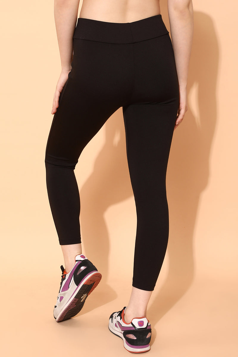Snug-Fit High-Rise Active Tights in Black