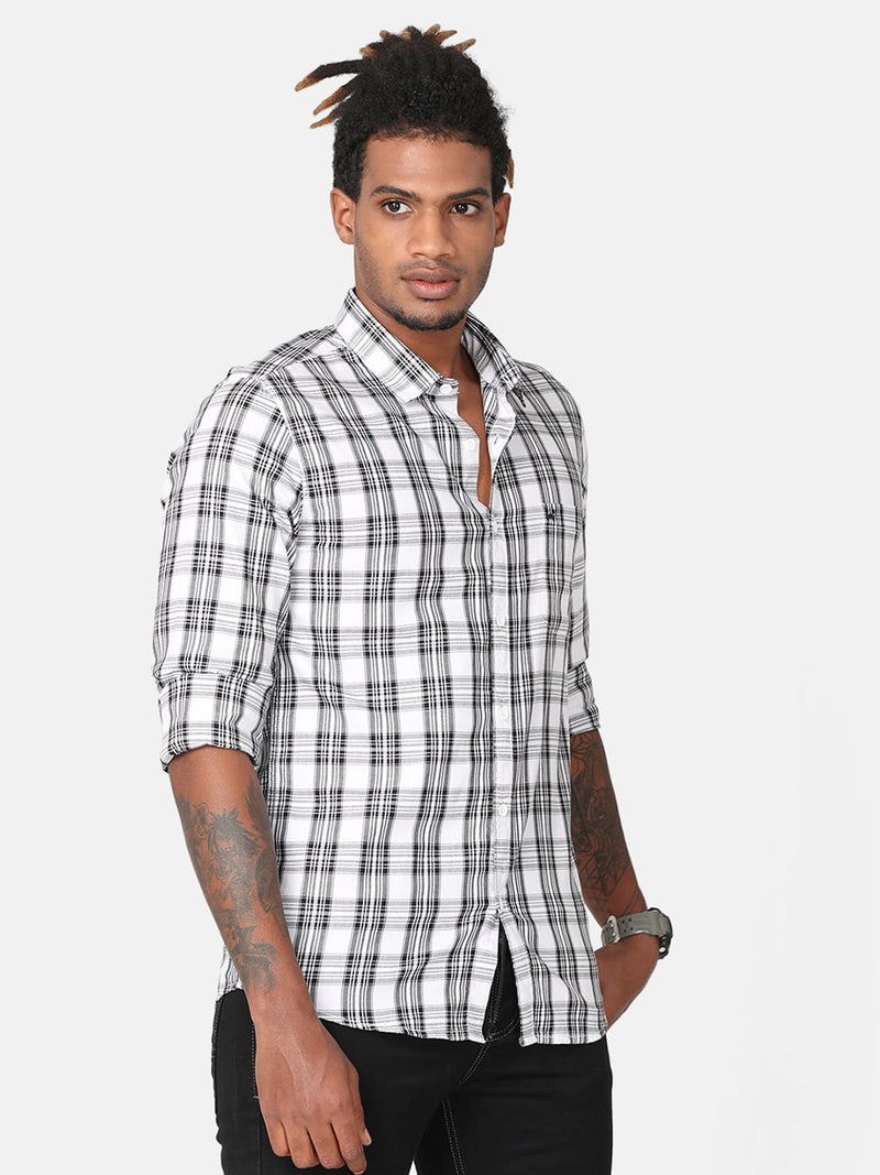 Men White & Black Slim Fit Checked Cotton Casual Shirt