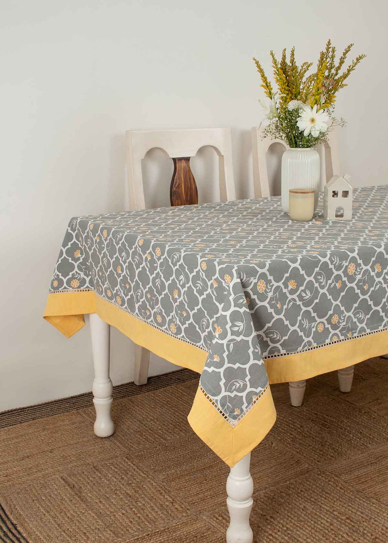Palace Gardens Printed Cotton Table Cloth - 4 Seater